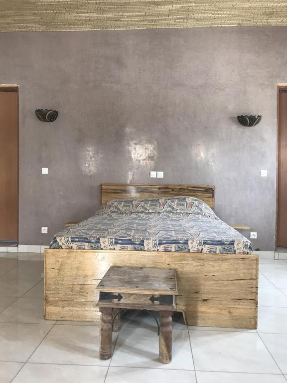Auberge La Praline Toubakouta Екстер'єр фото